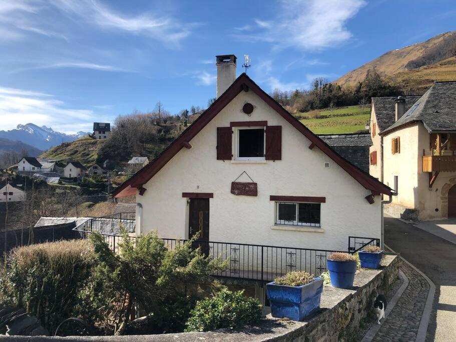Gite Malgre Tout Aydius Exterior photo